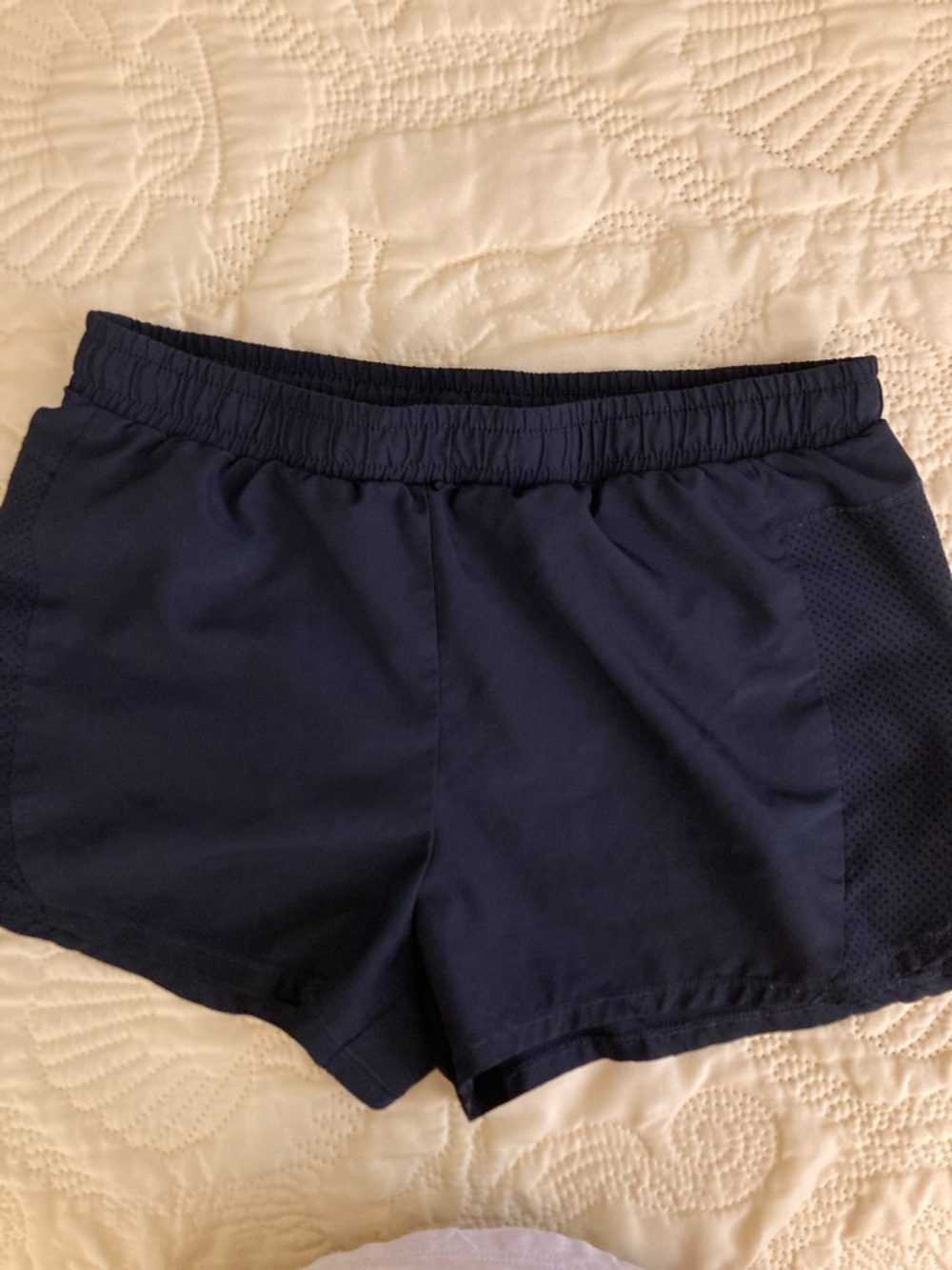 Xersion Black Women’s Athletic Shorts with Elastic Waist size XL 16reg